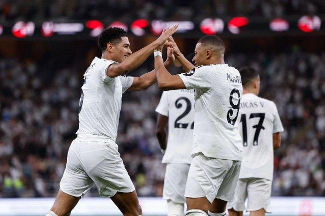 kaiyun-包含西甲激战正酣,比分2-2,精彩进球由各自核心球员完成,关键数据:控球率60%、射门次数13次的词条